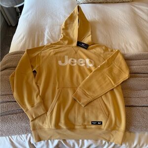 Vineyard Vines x Jeep Yellow Sweatshirt